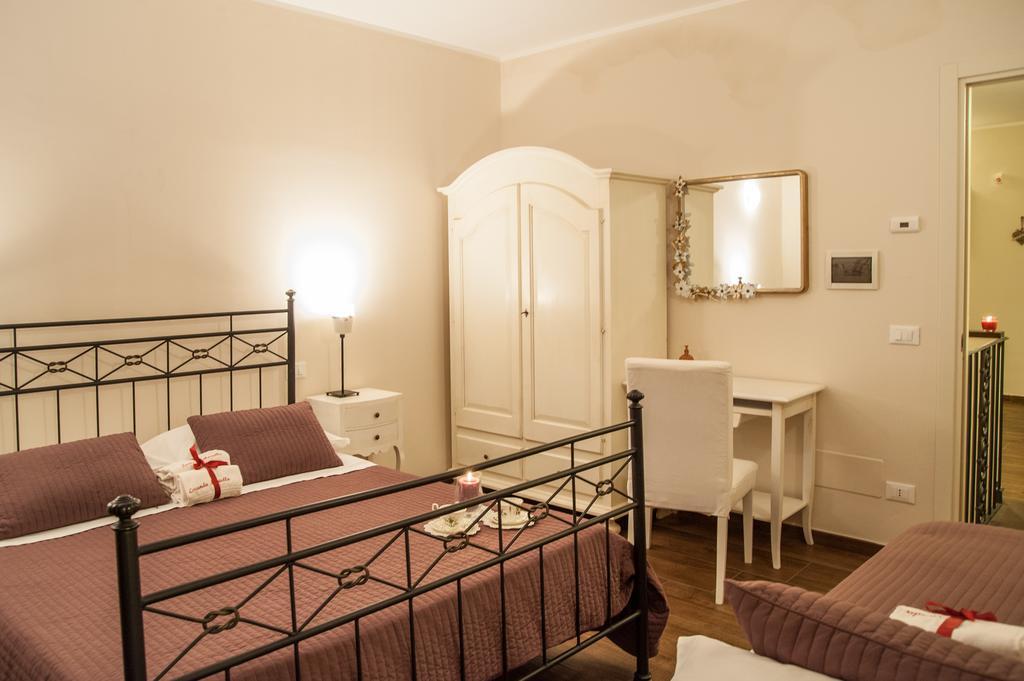 La Locanda Di Mariella Dal 1950 Poggio Picenze Luaran gambar
